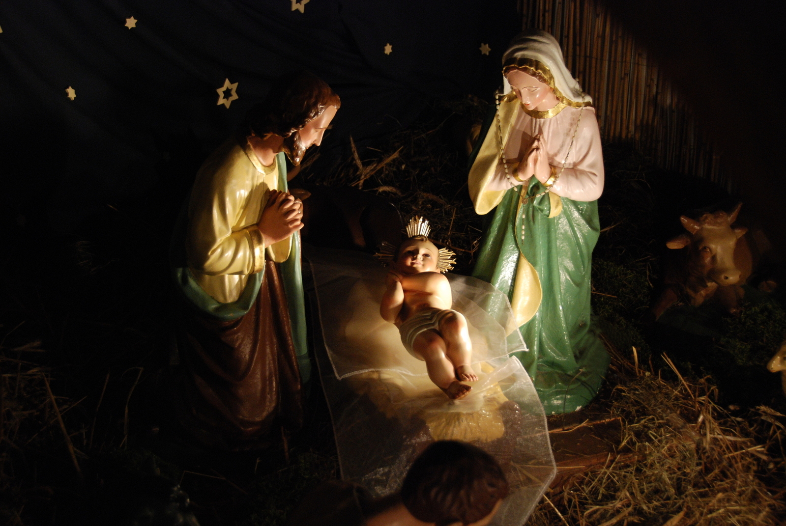 nativity-scene-in-polish-church-1-1429172-1599x1070